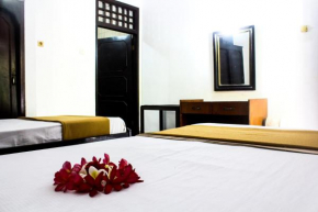 Гостиница Berlian Inn  Kuta